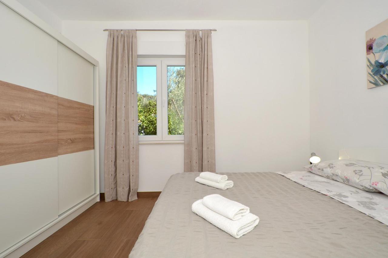 Apartment Una Seget Vranjica Εξωτερικό φωτογραφία