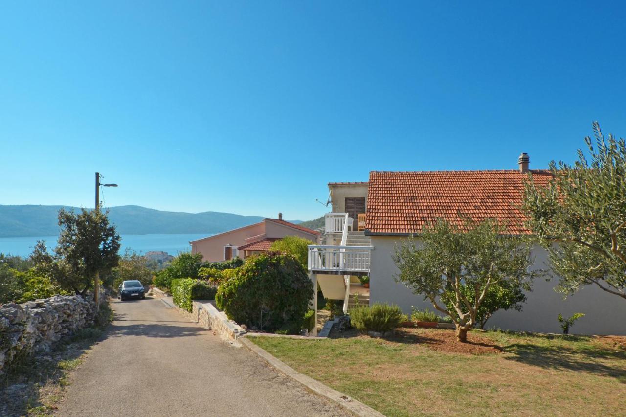 Apartment Una Seget Vranjica Εξωτερικό φωτογραφία